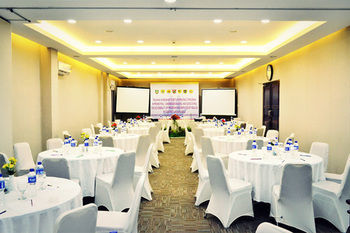Lampion Hotel Solo Exterior photo